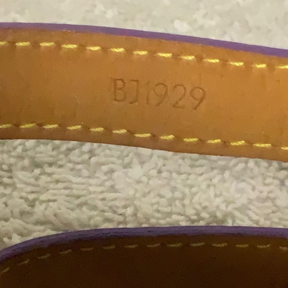 Louis Vuitton Charlton Double Wrap Bracelet in Purple Monogram Vernis Leather - Picture 6 of 7